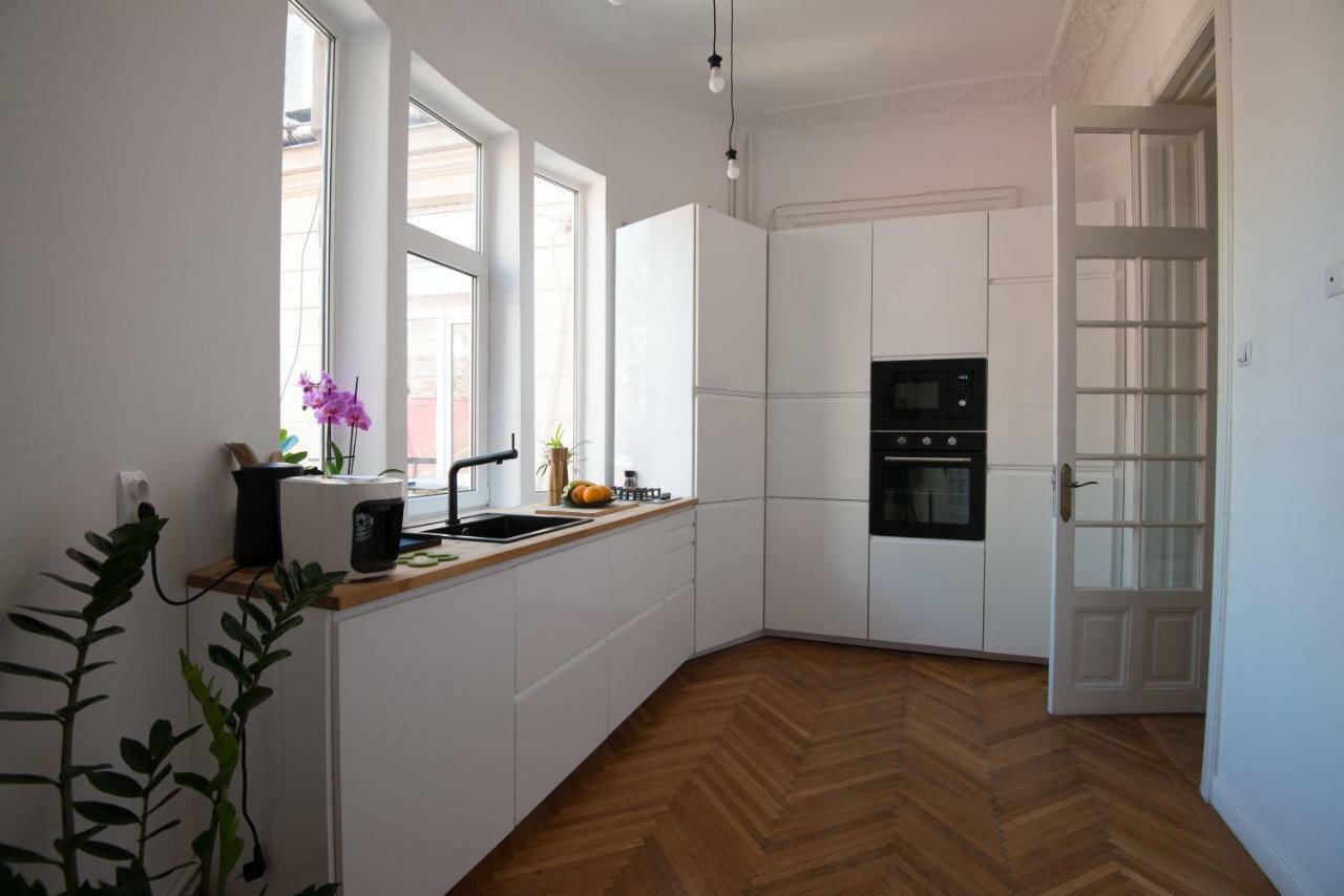 George Enescu Suites Boekarest Buitenkant foto